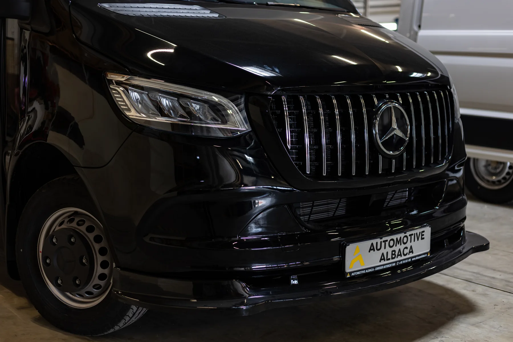 Mercedes-Benz Sprinter 519 CDI 19+1+1
